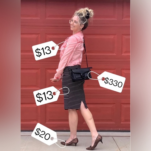 Cute bodycon pull on skirt, - Picture 2 of 3